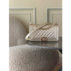 CHANEL 클래식 퀼팅 체인백